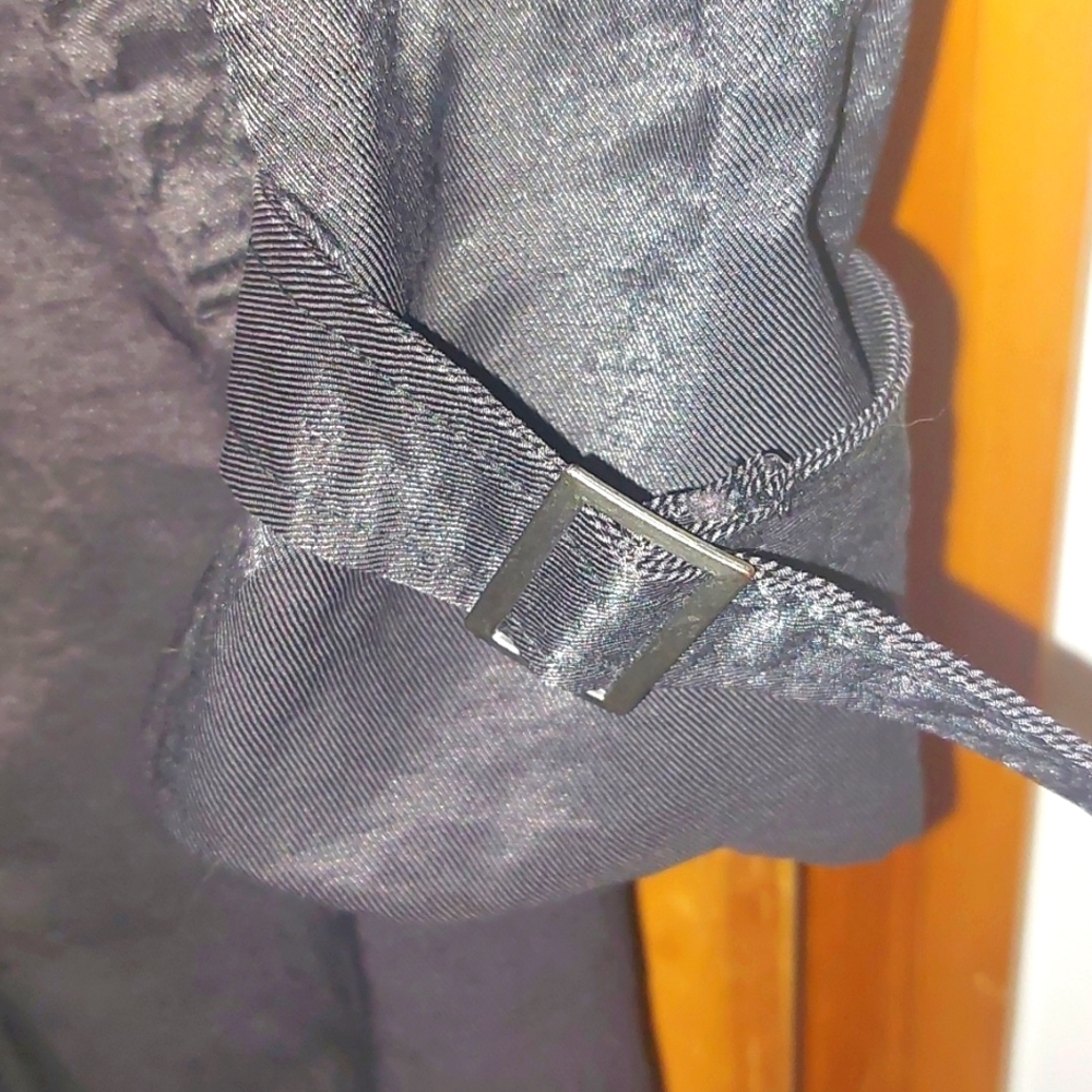 LUII Trench Coat - Picture 4 of 9